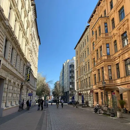 Cozyhome Apartment Am Hasselbachplatz Magdeburg Exterior photo